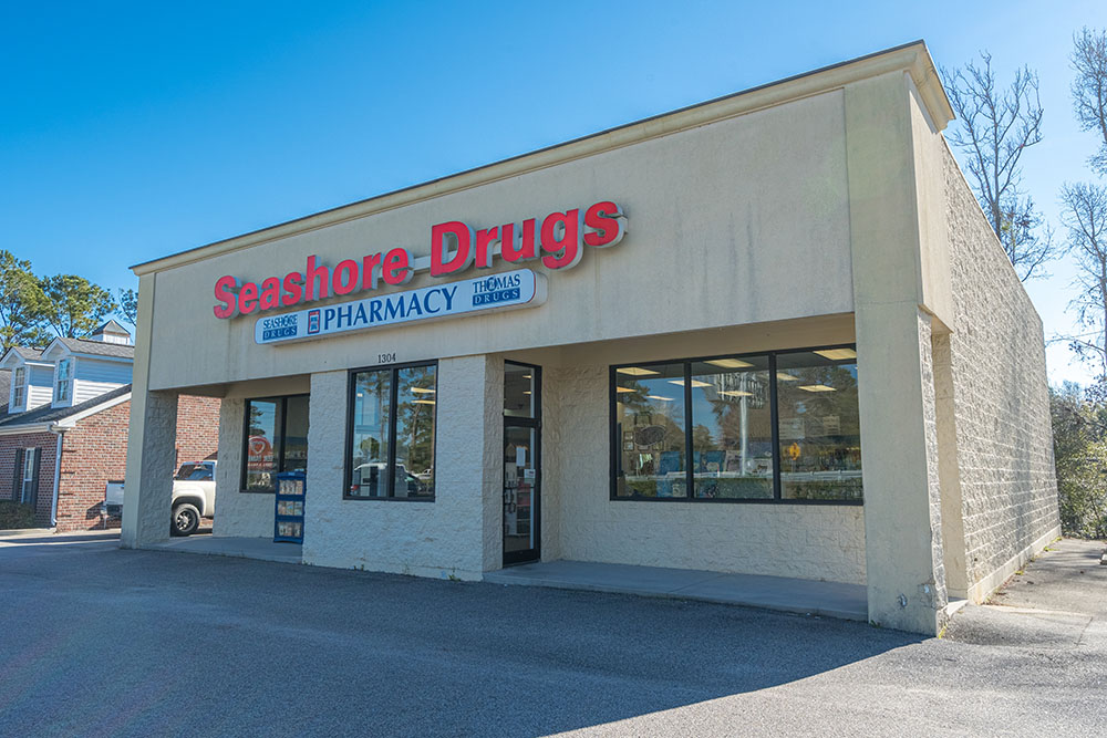 little river nc, pharmacy, image of Seashore Drugs store front