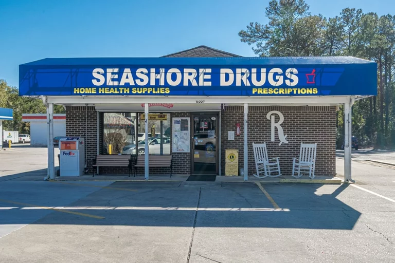 1: calabash NC, pharmacy, image of Seashore Drugs store front